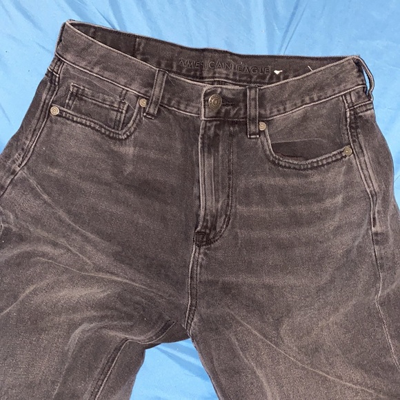 Black American Eagle high waist mom distressed boot cut jeans - Picture 9 of 12